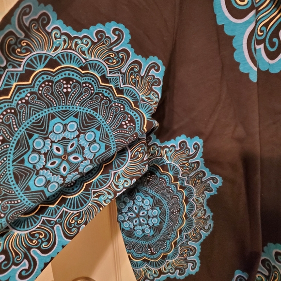 Metropolitan Black Blue Patterned Plus Size Lightweight Zip Hooded Jacket - Picture 7 of 13